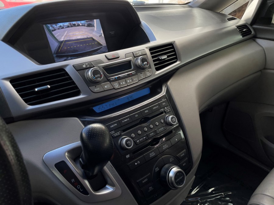 Used Honda Odyssey 5dr Touring Elite 2012 | Green Light Auto. Corona, California Used Honda Odyssey 5dr Touring Elite 2012 | Green Light Auto. Corona, California