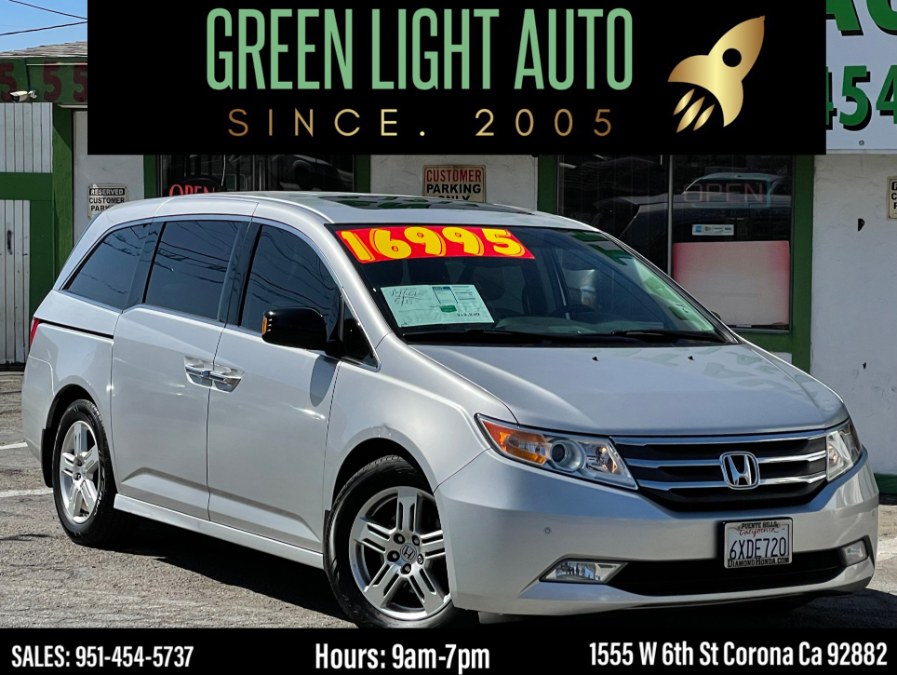 Used Honda Odyssey 5dr Touring Elite 2012 | Green Light Auto. Corona, California Used Honda Odyssey 5dr Touring Elite 2012 | Green Light Auto. Corona, California
