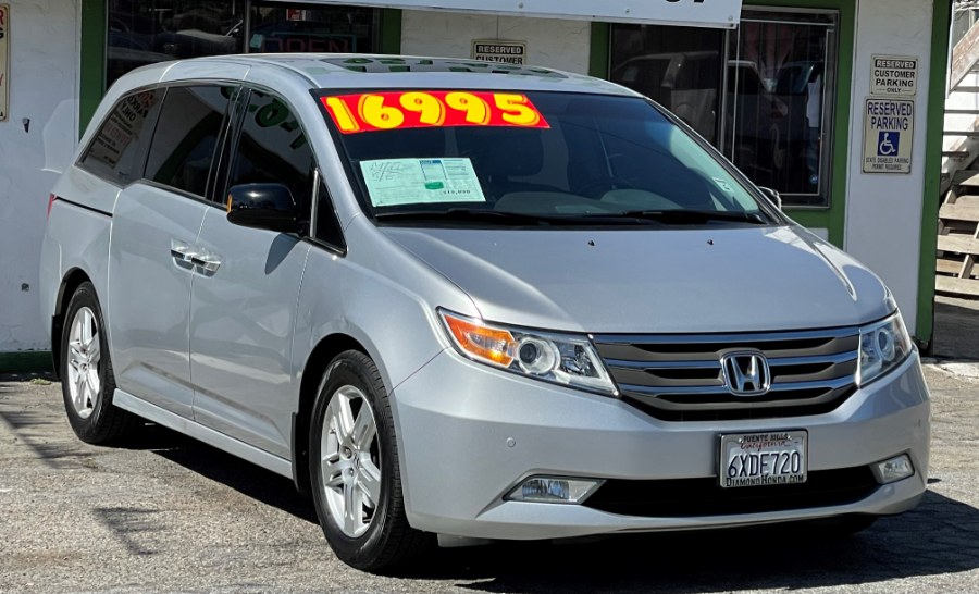 Used Honda Odyssey 5dr Touring Elite 2012 | Green Light Auto. Corona, California Used Honda Odyssey 5dr Touring Elite 2012 | Green Light Auto. Corona, California