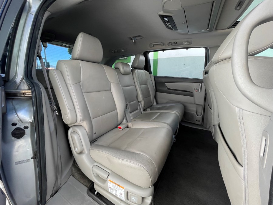 Used Honda Odyssey 5dr Touring Elite 2012 | Green Light Auto. Corona, California Used Honda Odyssey 5dr Touring Elite 2012 | Green Light Auto. Corona, California