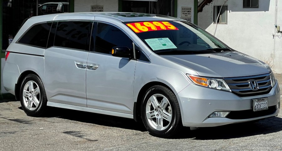 Used Honda Odyssey 5dr Touring Elite 2012 | Green Light Auto. Corona, California Used Honda Odyssey 5dr Touring Elite 2012 | Green Light Auto. Corona, California