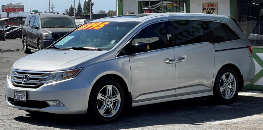 Used Honda Odyssey 5dr Touring Elite 2012 | Green Light Auto. Corona, California Used Honda Odyssey 5dr Touring Elite 2012 | Green Light Auto. Corona, California