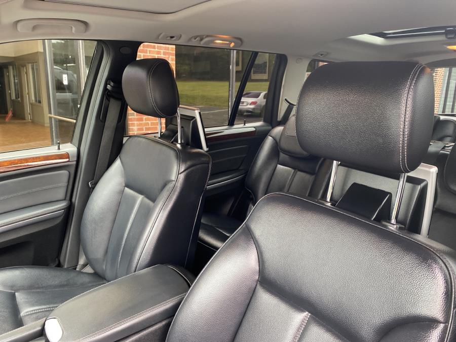 2011 Mercedes-Benz GL-Class 4MATIC 4dr GL 350 BlueTEC, available for sale in Middletown, Connecticut | Newfield Auto Sales. Middletown, Connecticut 2011 Mercedes-Benz GL-Class 4MATIC 4dr GL 350 BlueTEC, available for sale in Middletown, Connecticut | Newfield Auto Sales. Middletown, Connecticut