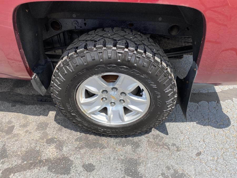 Used Chevrolet Silverado 1500 4WD Double Cab 143.5" LT w/2LT 2016 | Newfield Auto Sales. Middletown, Connecticut Used Chevrolet Silverado 1500 4WD Double Cab 143.5" LT w/2LT 2016 | Newfield Auto Sales. Middletown, Connecticut