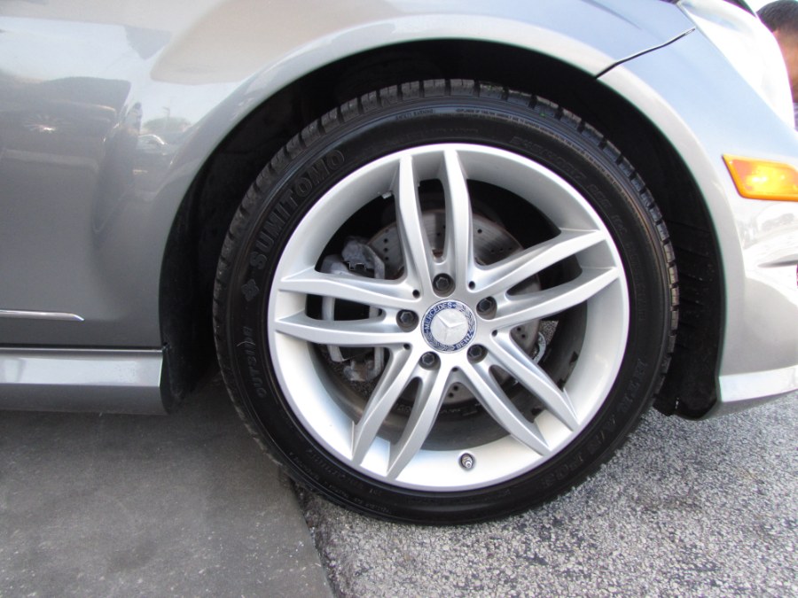 Used Mercedes-Benz C-Class 4dr Sdn C 250 Luxury RWD 2014 | VIP Auto Enterprise, Inc. Orlando, Florida Used Mercedes-Benz C-Class 4dr Sdn C 250 Luxury RWD 2014 | VIP Auto Enterprise, Inc. Orlando, Florida