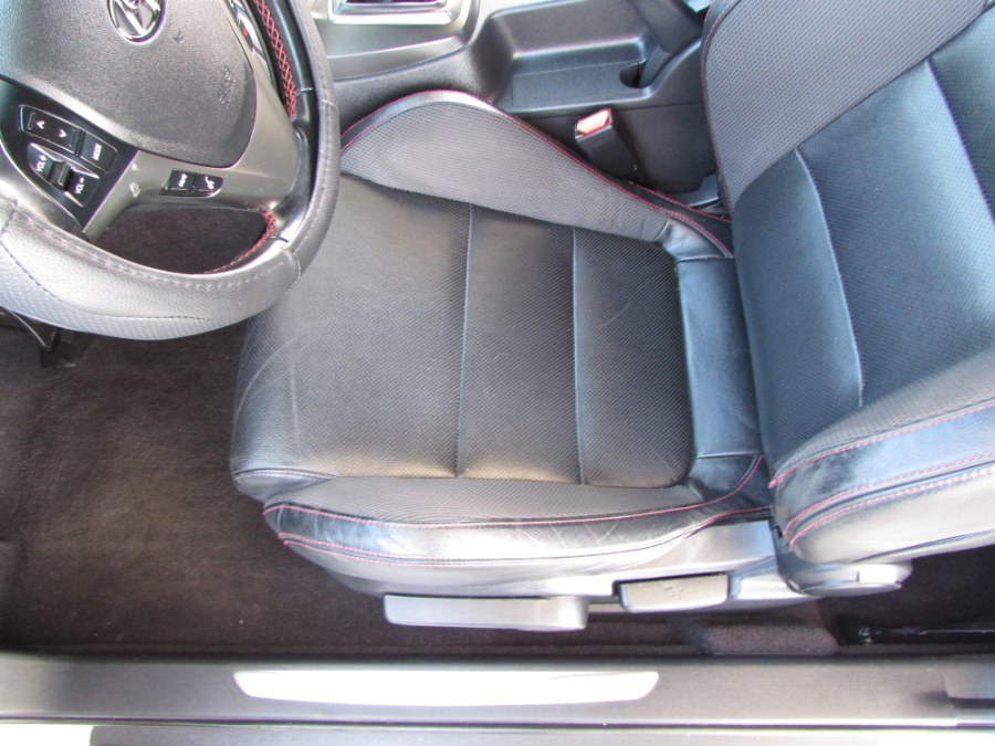 Used Hyundai Genesis Coupe 2dr V6 3.8L Man R-Spec 2014 | VIP Auto Enterprise, Inc. Orlando, Florida Used Hyundai Genesis Coupe 2dr V6 3.8L Man R-Spec 2014 | VIP Auto Enterprise, Inc. Orlando, Florida