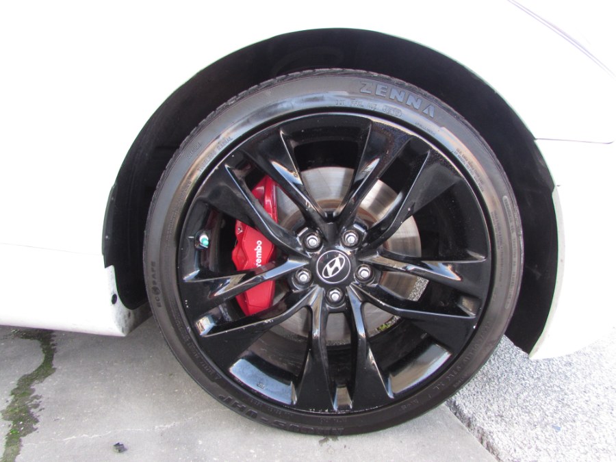 Used Hyundai Genesis Coupe 2dr V6 3.8L Man R-Spec 2014 | VIP Auto Enterprise, Inc. Orlando, Florida Used Hyundai Genesis Coupe 2dr V6 3.8L Man R-Spec 2014 | VIP Auto Enterprise, Inc. Orlando, Florida