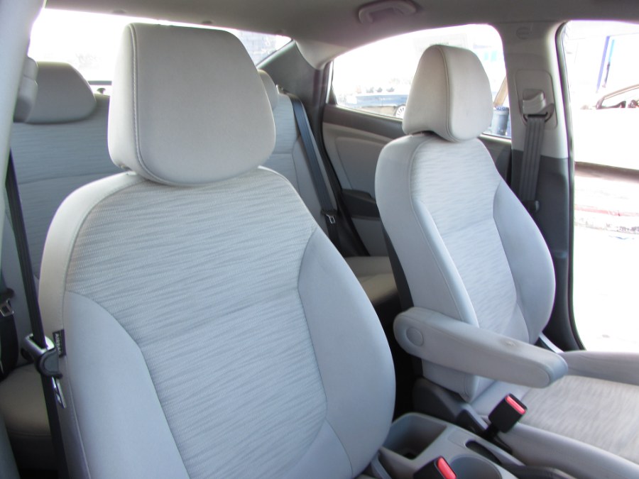Used Hyundai Accent SE Sedan Auto 2017 | VIP Auto Enterprise, Inc. Orlando, Florida Used Hyundai Accent SE Sedan Auto 2017 | VIP Auto Enterprise, Inc. Orlando, Florida
