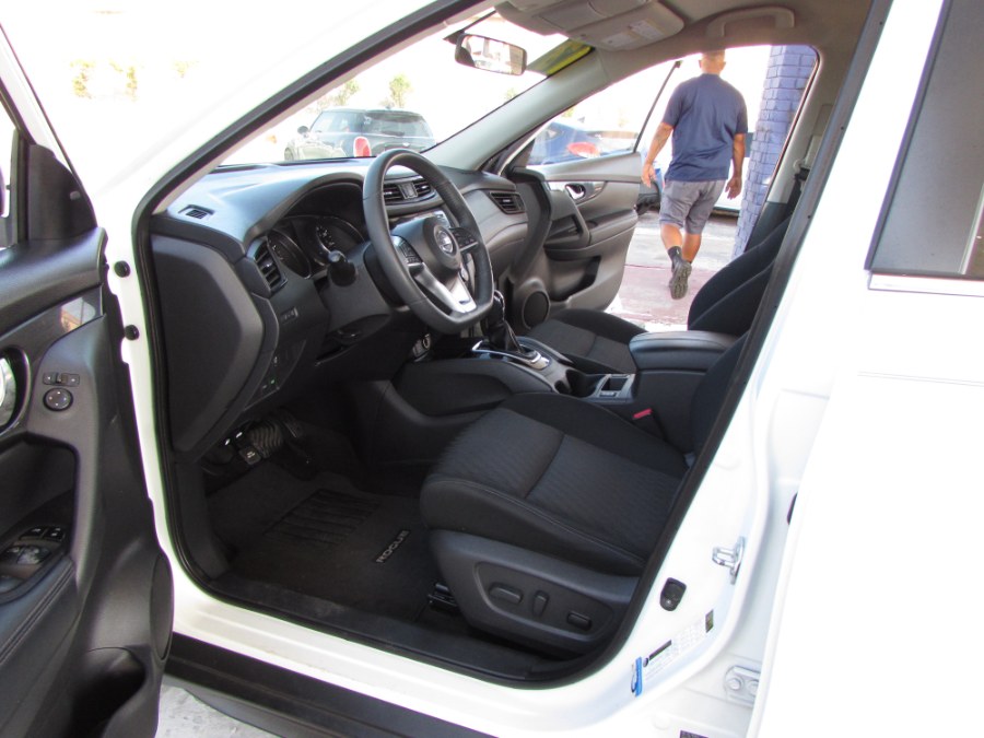 Used Nissan Rogue FWD SV 2017 | VIP Auto Enterprise, Inc. Orlando, Florida Used Nissan Rogue FWD SV 2017 | VIP Auto Enterprise, Inc. Orlando, Florida