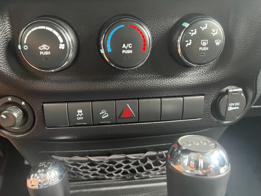 2013 Jeep Wrangler Unlimited 4WD 4dr Sport, available for sale in Bristol, Connecticut | Bristol Auto Center LLC. Bristol, Connecticut 2013 Jeep Wrangler Unlimited 4WD 4dr Sport, available for sale in Bristol, Connecticut | Bristol Auto Center LLC. Bristol, Connecticut