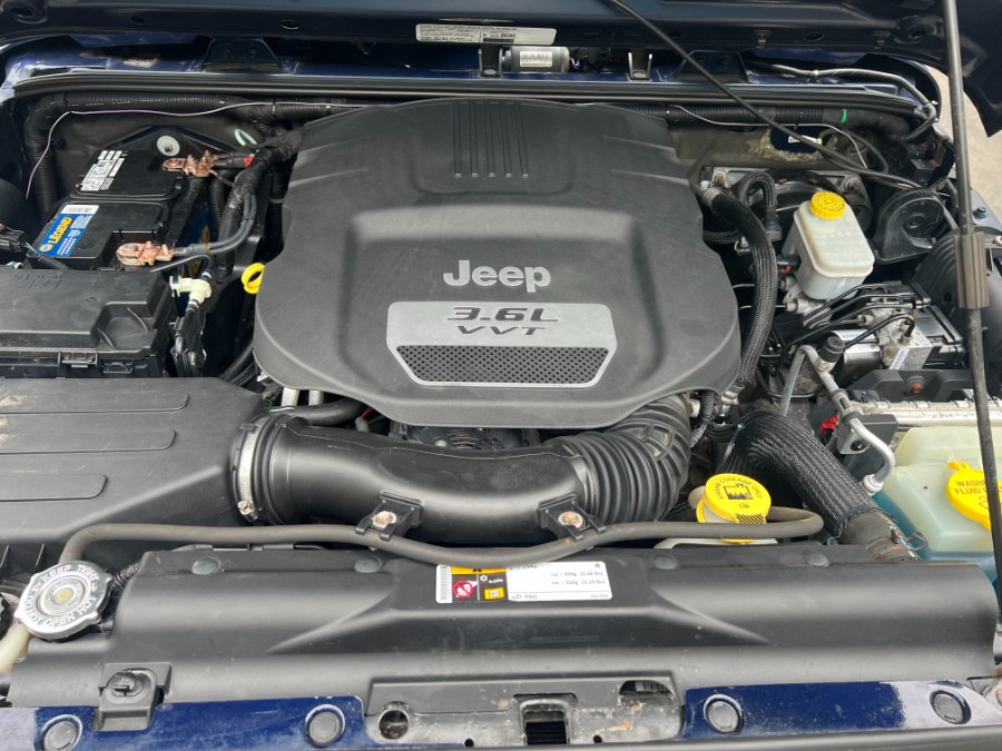 2013 Jeep Wrangler Unlimited 4WD 4dr Sport, available for sale in Bristol, Connecticut | Bristol Auto Center LLC. Bristol, Connecticut 2013 Jeep Wrangler Unlimited 4WD 4dr Sport, available for sale in Bristol, Connecticut | Bristol Auto Center LLC. Bristol, Connecticut