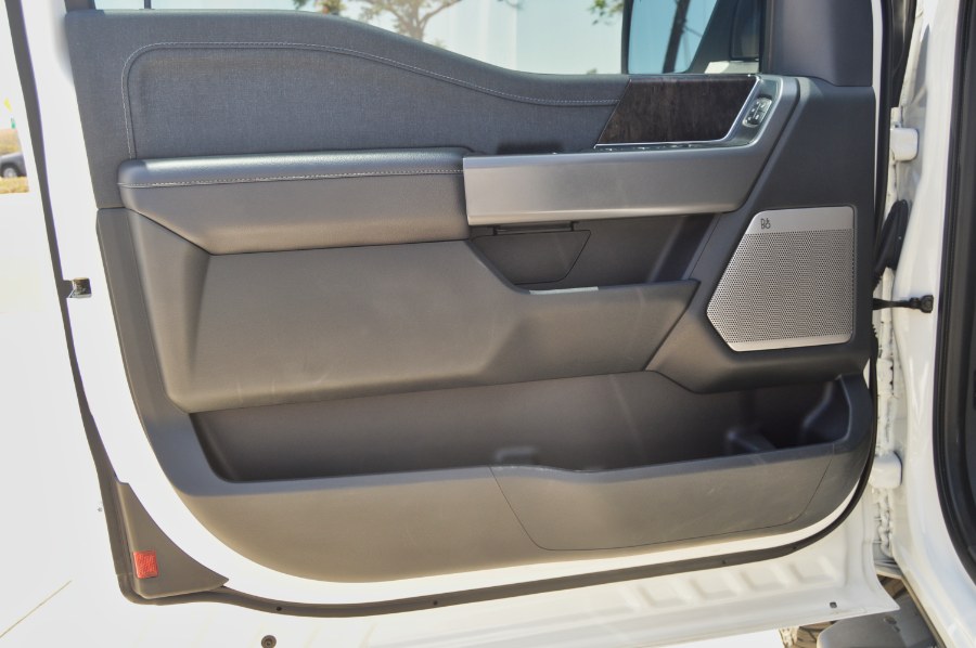 2021 Ford F-150 LARIAT 4WD SuperCab 6.5'' Box, available for sale in Moreno Valley, California | Fusion Motors Inc. Moreno Valley, California 2021 Ford F-150 LARIAT 4WD SuperCab 6.5'' Box, available for sale in Moreno Valley, California | Fusion Motors Inc. Moreno Valley, California