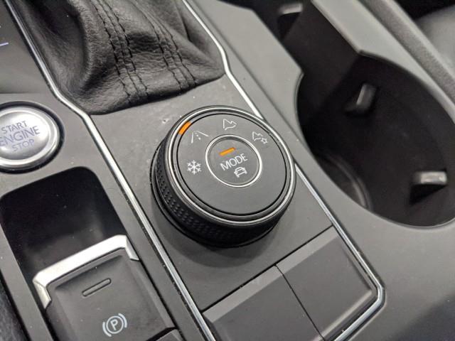 2019 Volkswagen Atlas SE 4MOTION w/ rearCam, available for sale in Maple Shade, New Jersey | Car Revolution. Maple Shade, New Jersey 2019 Volkswagen Atlas SE 4MOTION w/ rearCam, available for sale in Maple Shade, New Jersey | Car Revolution. Maple Shade, New Jersey