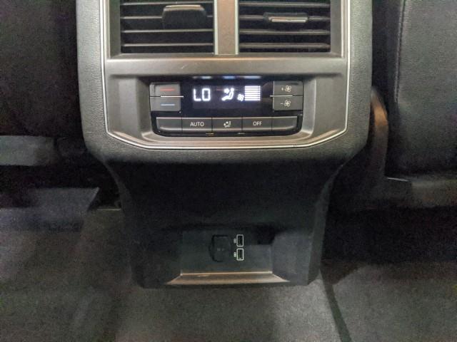 2019 Volkswagen Atlas SE 4MOTION w/ rearCam, available for sale in Maple Shade, New Jersey | Car Revolution. Maple Shade, New Jersey 2019 Volkswagen Atlas SE 4MOTION w/ rearCam, available for sale in Maple Shade, New Jersey | Car Revolution. Maple Shade, New Jersey