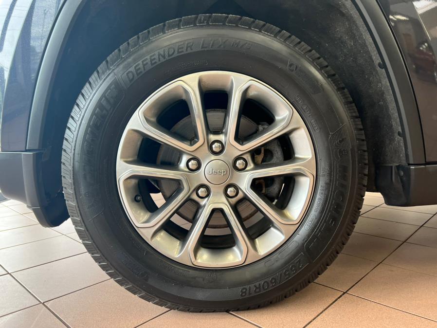 2015 Jeep Grand Cherokee 4WD 4dr Limited, available for sale in Massapequa Park, New York | Power Motors East. Massapequa Park, New York 2015 Jeep Grand Cherokee 4WD 4dr Limited, available for sale in Massapequa Park, New York | Power Motors East. Massapequa Park, New York