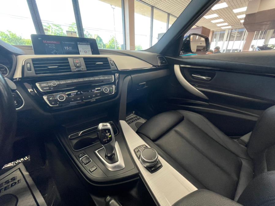 Used BMW 3 Series 330i xDrive Sedan 2018 | Power Motors East. Massapequa Park, New York Used BMW 3 Series 330i xDrive Sedan 2018 | Power Motors East. Massapequa Park, New York