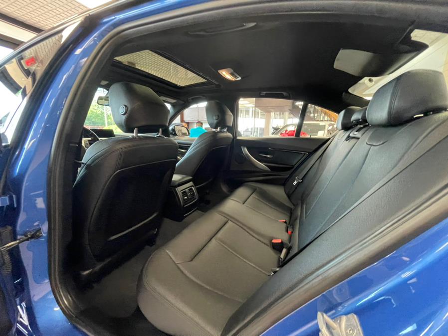Used BMW 3 Series 330i xDrive Sedan 2018 | Power Motors East. Massapequa Park, New York Used BMW 3 Series 330i xDrive Sedan 2018 | Power Motors East. Massapequa Park, New York