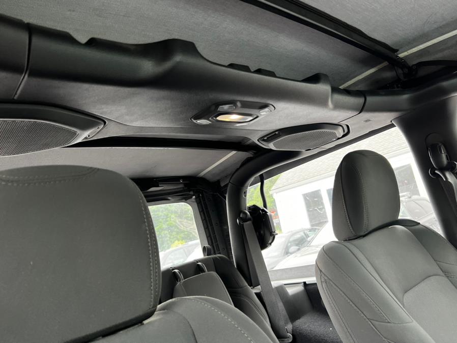 2018 Jeep Wrangler Sport 4x4, available for sale in Canton, Connecticut | Lava Motors 2 Inc. Canton, Connecticut 2018 Jeep Wrangler Sport 4x4, available for sale in Canton, Connecticut | Lava Motors 2 Inc. Canton, Connecticut