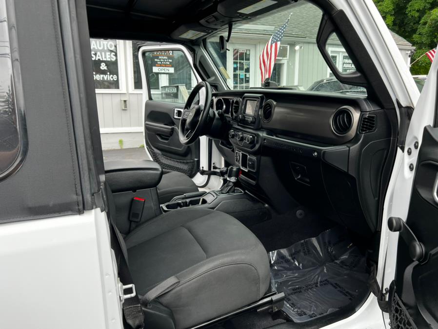 2018 Jeep Wrangler Sport 4x4, available for sale in Canton, Connecticut | Lava Motors 2 Inc. Canton, Connecticut 2018 Jeep Wrangler Sport 4x4, available for sale in Canton, Connecticut | Lava Motors 2 Inc. Canton, Connecticut