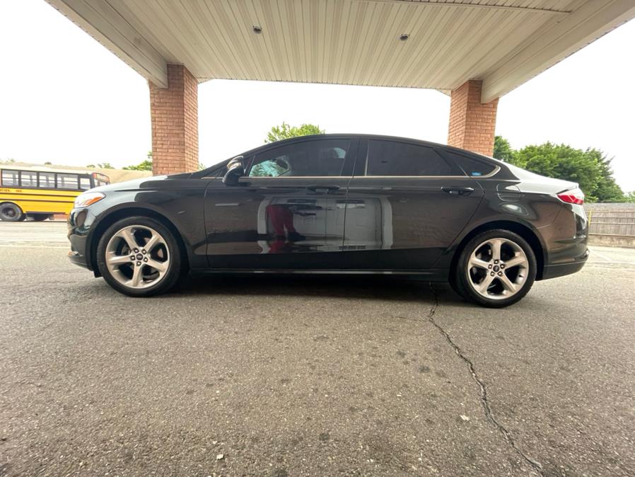 2015 Ford Fusion 4dr Sdn SE FWD, available for sale in New Britain, Connecticut | Supreme Automotive. New Britain, Connecticut 2015 Ford Fusion 4dr Sdn SE FWD, available for sale in New Britain, Connecticut | Supreme Automotive. New Britain, Connecticut