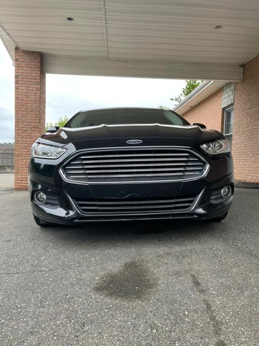 2015 Ford Fusion 4dr Sdn SE FWD, available for sale in New Britain, Connecticut | Supreme Automotive. New Britain, Connecticut 2015 Ford Fusion 4dr Sdn SE FWD, available for sale in New Britain, Connecticut | Supreme Automotive. New Britain, Connecticut