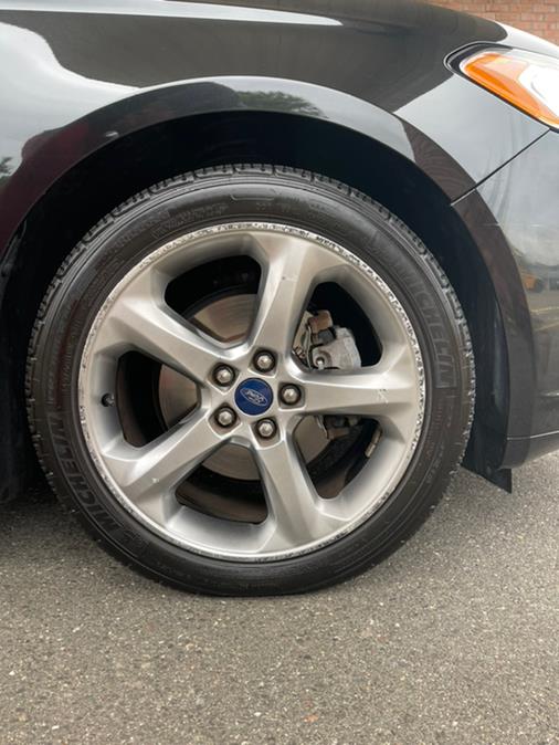 2015 Ford Fusion 4dr Sdn SE FWD, available for sale in New Britain, Connecticut | Supreme Automotive. New Britain, Connecticut 2015 Ford Fusion 4dr Sdn SE FWD, available for sale in New Britain, Connecticut | Supreme Automotive. New Britain, Connecticut