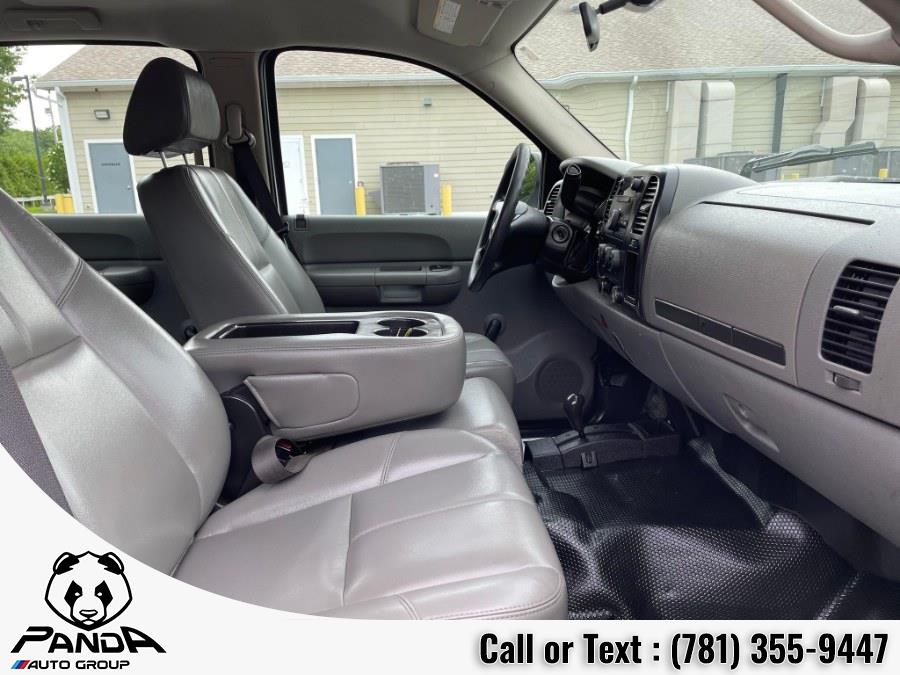 Used Chevrolet Silverado 3500HD 4WD Crew Cab 167" SRW Work Truck 2008 | Panda Auto Group. Abington, Massachusetts Used Chevrolet Silverado 3500HD 4WD Crew Cab 167" SRW Work Truck 2008 | Panda Auto Group. Abington, Massachusetts