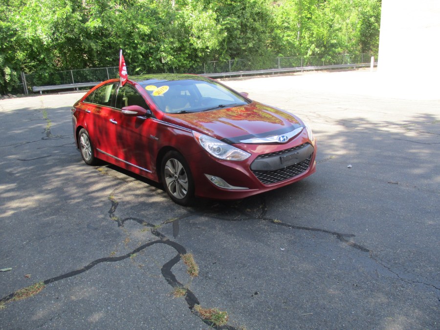 Used Hyundai Sonata Hybrid 4dr Sdn Limited 2015 | Universal Motors LLC. New Britain, Connecticut Used Hyundai Sonata Hybrid 4dr Sdn Limited 2015 | Universal Motors LLC. New Britain, Connecticut