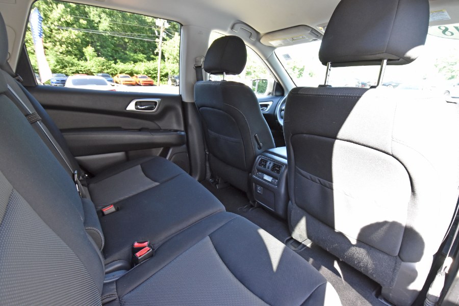 Used Nissan Pathfinder 4x4 SV 2018 | Highline Car Connection. Waterbury, Connecticut Used Nissan Pathfinder 4x4 SV 2018 | Highline Car Connection. Waterbury, Connecticut