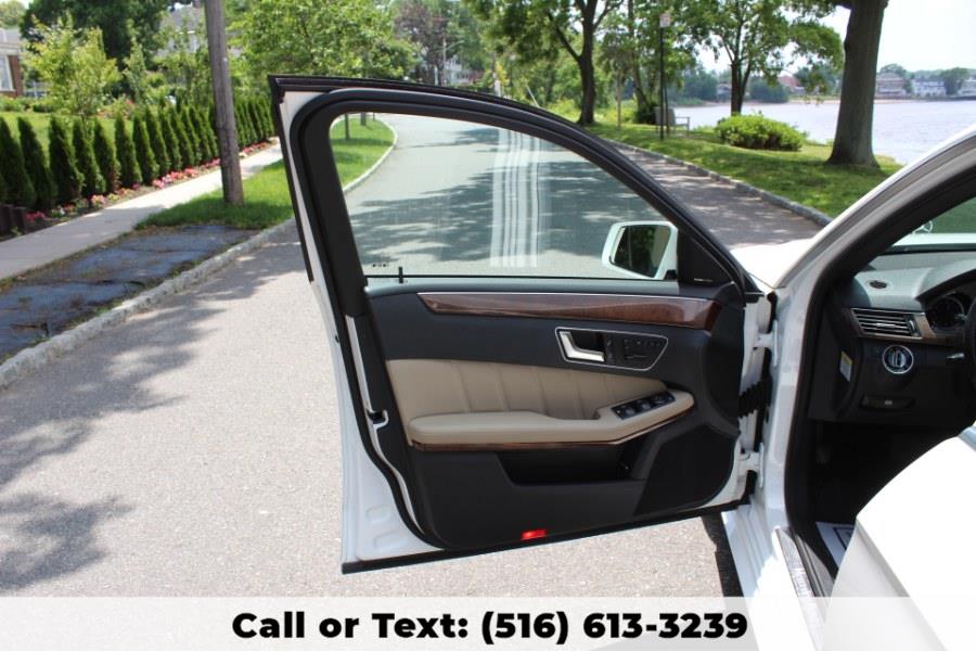 2013 Mercedes-Benz E-Class 4dr Sdn E350 Luxury 4MATIC, available for sale in Great Neck, New York | Great Neck Car Buyers & Sellers. Great Neck, New York 2013 Mercedes-Benz E-Class 4dr Sdn E350 Luxury 4MATIC, available for sale in Great Neck, New York | Great Neck Car Buyers & Sellers. Great Neck, New York
