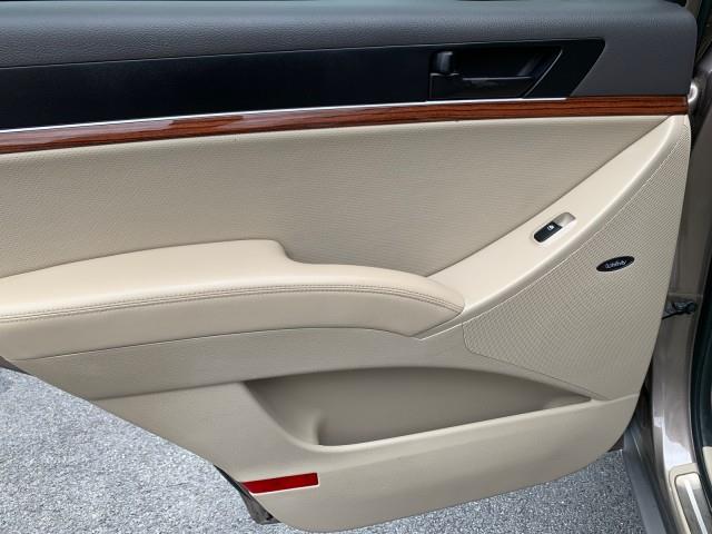 2010 Hyundai Veracruz Limited, available for sale in Forestville, Maryland | Valentine Motor Company. Forestville, Maryland 2010 Hyundai Veracruz Limited, available for sale in Forestville, Maryland | Valentine Motor Company. Forestville, Maryland
