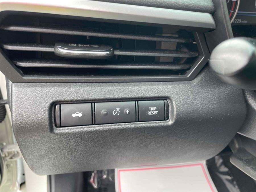 Used Nissan Altima 2.5 SR 2020 | Mass Auto Exchange. Framingham, Massachusetts Used Nissan Altima 2.5 SR 2020 | Mass Auto Exchange. Framingham, Massachusetts