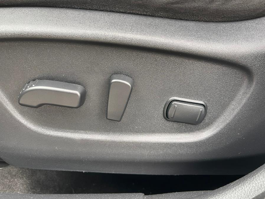 2016 Nissan Rogue AWD 4dr SV, available for sale in Merrimack, New Hampshire | Merrimack Autosport. Merrimack, New Hampshire 2016 Nissan Rogue AWD 4dr SV, available for sale in Merrimack, New Hampshire | Merrimack Autosport. Merrimack, New Hampshire