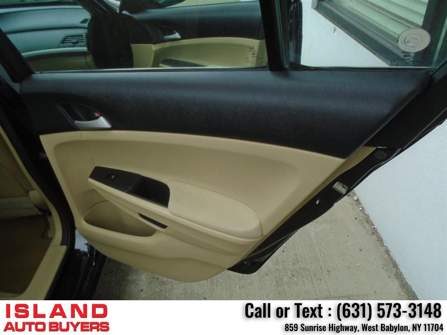 Used Honda Accord SE 4dr Sedan 2012 | Island Auto Buyers. West Babylon, New York Used Honda Accord SE 4dr Sedan 2012 | Island Auto Buyers. West Babylon, New York