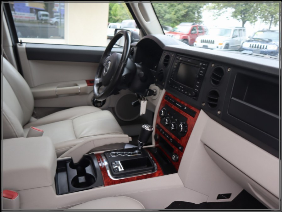 2006 Jeep Commander 4dr Limited 4WD, available for sale in Huntington Station, New York | My Auto Inc.. Huntington Station, New York 2006 Jeep Commander 4dr Limited 4WD, available for sale in Huntington Station, New York | My Auto Inc.. Huntington Station, New York