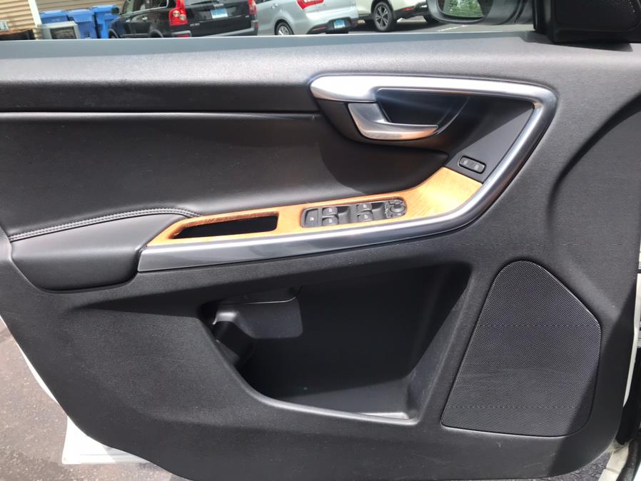 Used Volvo XC60 T6 AWD Inscription 2017 | Good Guys Auto House. Southington, Connecticut Used Volvo XC60 T6 AWD Inscription 2017 | Good Guys Auto House. Southington, Connecticut