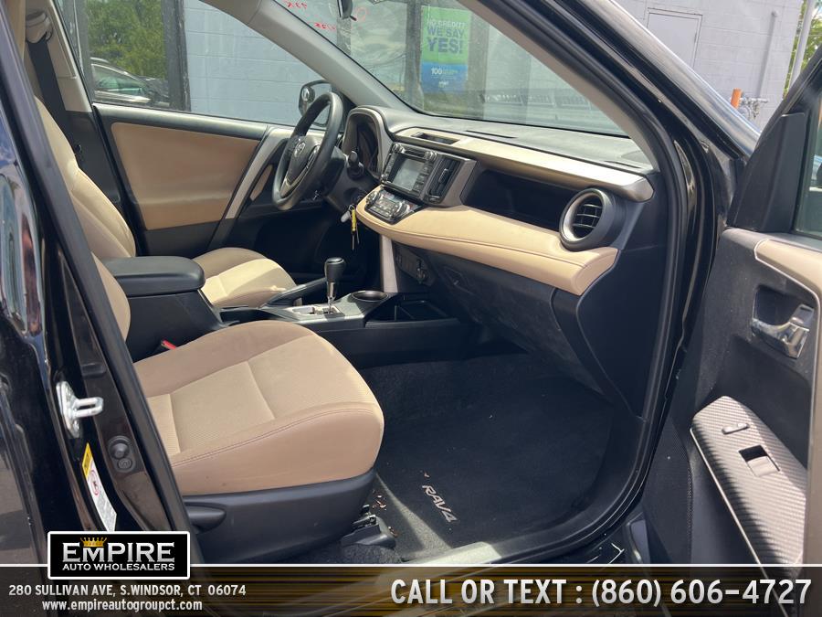 Used Toyota RAV4 FWD 4dr XLE (Natl) 2014 | Empire Auto Wholesalers. S.Windsor, Connecticut Used Toyota RAV4 FWD 4dr XLE (Natl) 2014 | Empire Auto Wholesalers. S.Windsor, Connecticut