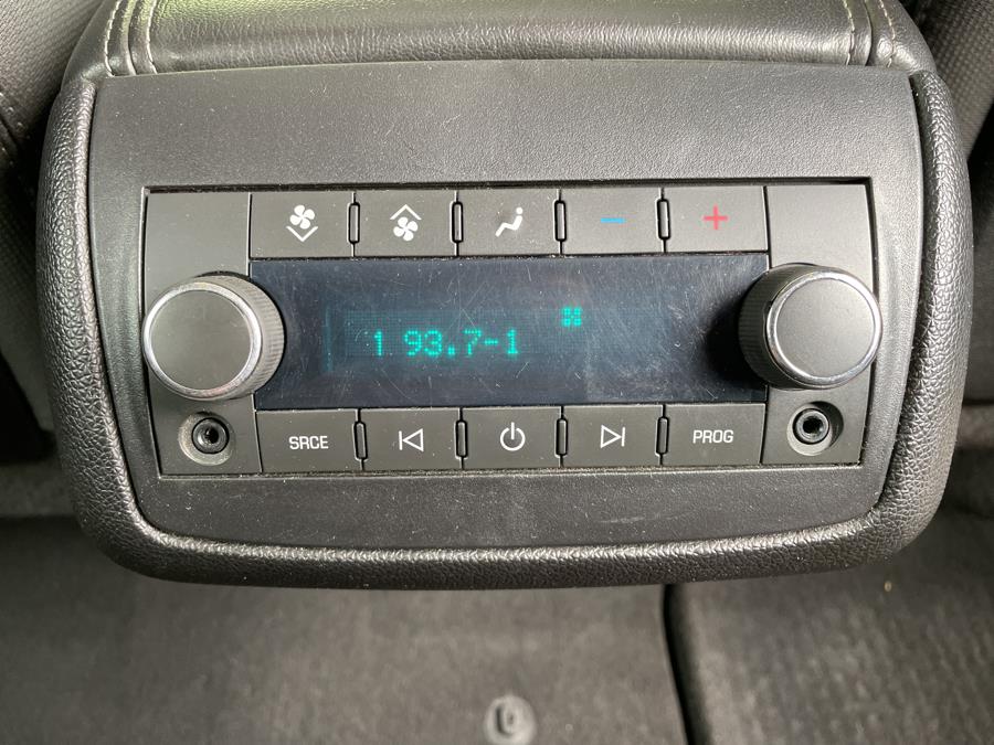 2014 Chevrolet Traverse AWD 4dr LT w/1LT, available for sale in Hartford, Connecticut | Lex Autos LLC. Hartford, Connecticut 2014 Chevrolet Traverse AWD 4dr LT w/1LT, available for sale in Hartford, Connecticut | Lex Autos LLC. Hartford, Connecticut