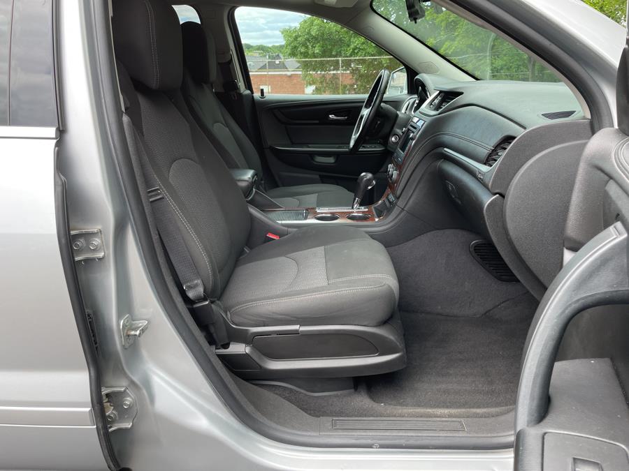 2014 Chevrolet Traverse AWD 4dr LT w/1LT, available for sale in Hartford, Connecticut | Lex Autos LLC. Hartford, Connecticut 2014 Chevrolet Traverse AWD 4dr LT w/1LT, available for sale in Hartford, Connecticut | Lex Autos LLC. Hartford, Connecticut