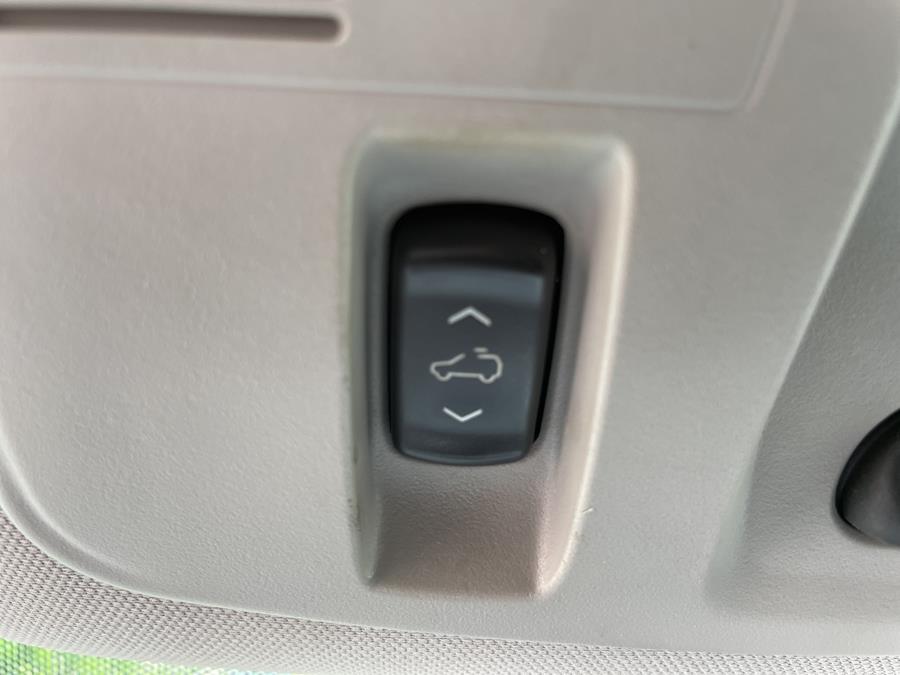 2014 Chevrolet Traverse AWD 4dr LT w/1LT, available for sale in Hartford, Connecticut | Lex Autos LLC. Hartford, Connecticut 2014 Chevrolet Traverse AWD 4dr LT w/1LT, available for sale in Hartford, Connecticut | Lex Autos LLC. Hartford, Connecticut