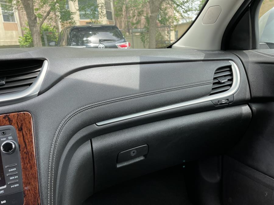 2014 Chevrolet Traverse AWD 4dr LT w/1LT, available for sale in Hartford, Connecticut | Lex Autos LLC. Hartford, Connecticut 2014 Chevrolet Traverse AWD 4dr LT w/1LT, available for sale in Hartford, Connecticut | Lex Autos LLC. Hartford, Connecticut