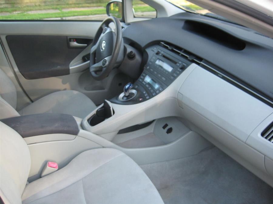 2010 Toyota Prius III 4dr Hatchback, available for sale in Massapequa, New York | Rite Choice Auto Inc.. Massapequa, New York 2010 Toyota Prius III 4dr Hatchback, available for sale in Massapequa, New York | Rite Choice Auto Inc.. Massapequa, New York