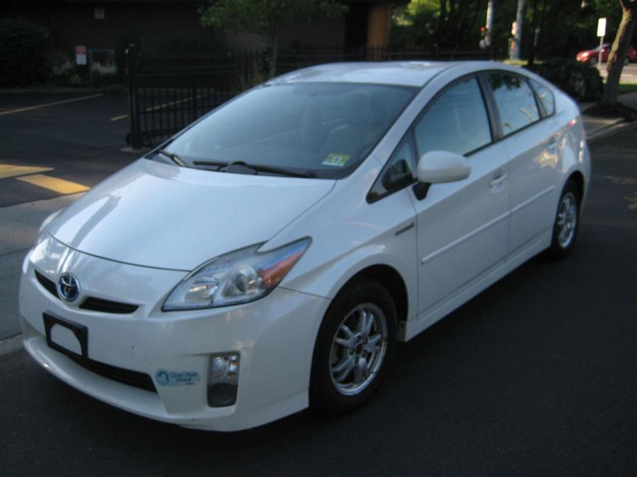 2010 Toyota Prius III 4dr Hatchback, available for sale in Massapequa, New York | Rite Choice Auto Inc.. Massapequa, New York