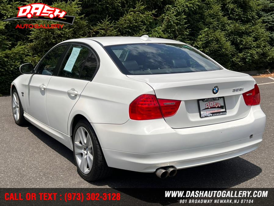 Used BMW 3 Series 4dr Sdn 328i xDrive AWD SULEV 2011 | Dash Auto Gallery Inc.. Newark, New Jersey Used BMW 3 Series 4dr Sdn 328i xDrive AWD SULEV 2011 | Dash Auto Gallery Inc.. Newark, New Jersey