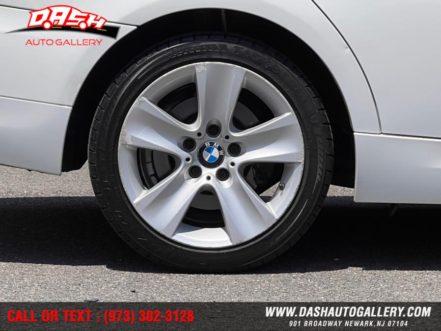 Used BMW 3 Series 4dr Sdn 328i xDrive AWD SULEV 2011 | Dash Auto Gallery Inc.. Newark, New Jersey Used BMW 3 Series 4dr Sdn 328i xDrive AWD SULEV 2011 | Dash Auto Gallery Inc.. Newark, New Jersey