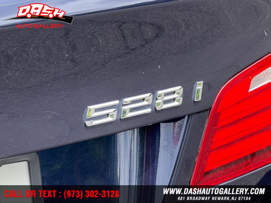 2014 BMW 5 Series 4dr Sdn 528i xDrive AWD, available for sale in Newark, New Jersey | Dash Auto Gallery Inc.. Newark, New Jersey 2014 BMW 5 Series 4dr Sdn 528i xDrive AWD, available for sale in Newark, New Jersey | Dash Auto Gallery Inc.. Newark, New Jersey