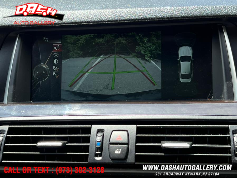 2014 BMW 5 Series 4dr Sdn 528i xDrive AWD, available for sale in Newark, New Jersey | Dash Auto Gallery Inc.. Newark, New Jersey 2014 BMW 5 Series 4dr Sdn 528i xDrive AWD, available for sale in Newark, New Jersey | Dash Auto Gallery Inc.. Newark, New Jersey