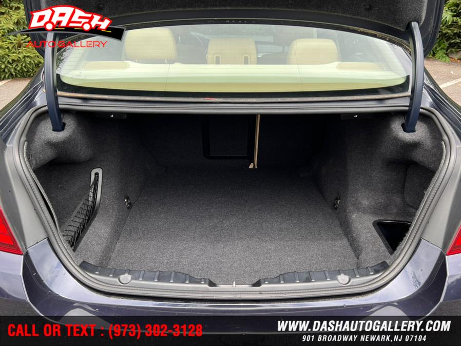2014 BMW 5 Series 4dr Sdn 528i xDrive AWD, available for sale in Newark, New Jersey | Dash Auto Gallery Inc.. Newark, New Jersey 2014 BMW 5 Series 4dr Sdn 528i xDrive AWD, available for sale in Newark, New Jersey | Dash Auto Gallery Inc.. Newark, New Jersey