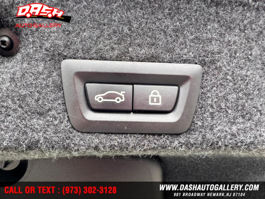2014 BMW 5 Series 4dr Sdn 528i xDrive AWD, available for sale in Newark, New Jersey | Dash Auto Gallery Inc.. Newark, New Jersey 2014 BMW 5 Series 4dr Sdn 528i xDrive AWD, available for sale in Newark, New Jersey | Dash Auto Gallery Inc.. Newark, New Jersey