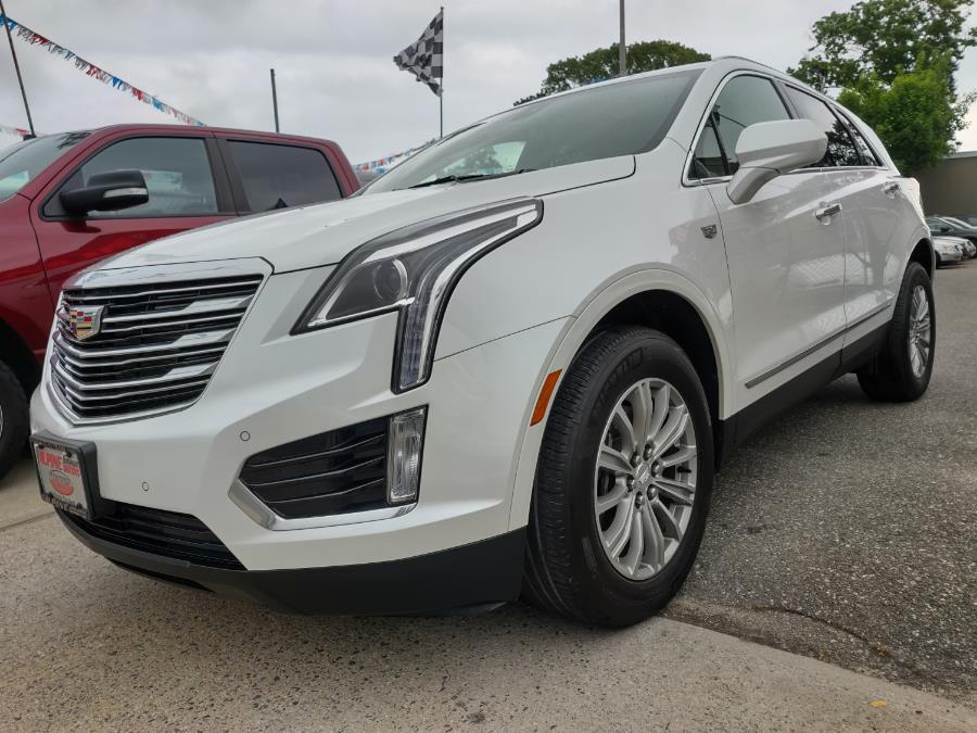 2019 Cadillac XT5 AWD 4dr Luxury, available for sale in Wantagh, New York | Alpine Motors Inc. Wantagh, New York 2019 Cadillac XT5 AWD 4dr Luxury, available for sale in Wantagh, New York | Alpine Motors Inc. Wantagh, New York